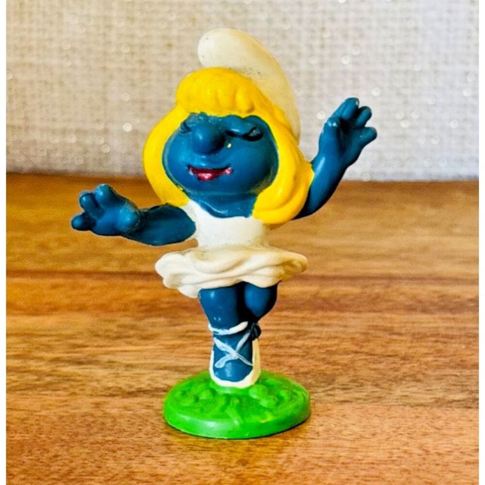Vtg Ballerina Smurfette Smurf 2 Inch PVC Figure 1978 Schleich Peyo